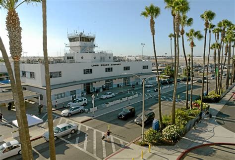 New City Leaders Get Lesson On Coveted Long Beach Airport Noise