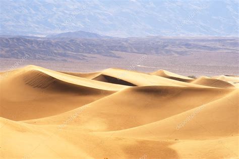 Sand Dunes Desert Stock Photo By ©somchaij 31423697