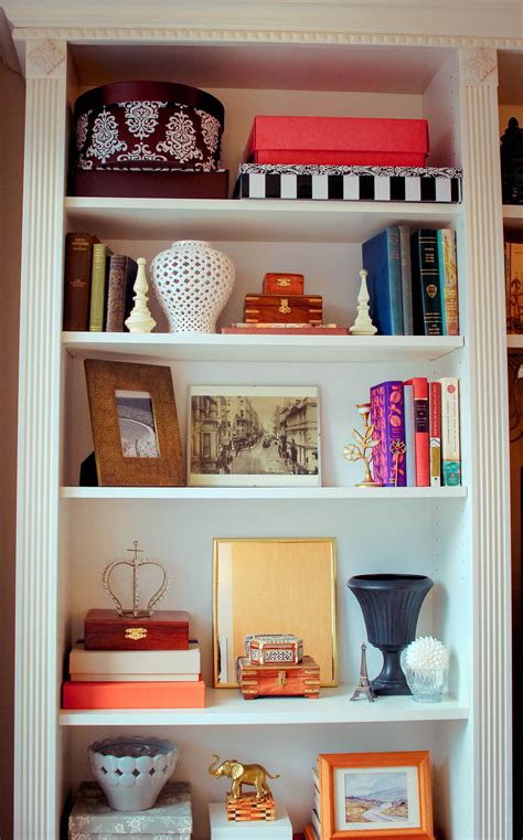 Shelf Styling Vignettes From My First Apartment So Many Good