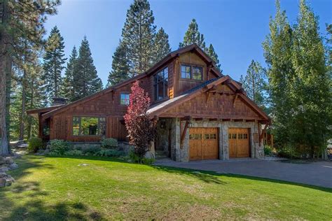 A view is worth a thousand words… come relax in one of our beautiful vacation homes with a lake view, on the north or west shores. Lake Tahoe Vacation Rentals | Lake tahoe vacation rentals ...