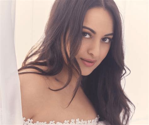 These 10 Bollywood Actress Crush On Hrithik Roshan Filmik