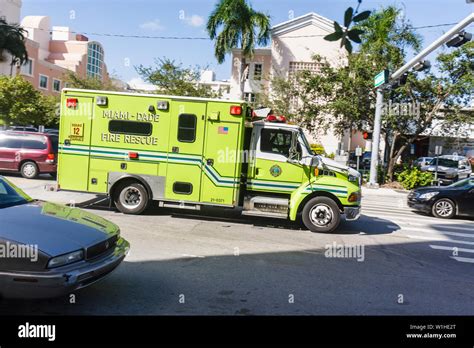 Emt Emergency Scene Ambulance In Hi Res Stock Photography And Images