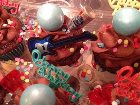 Feb 18, 2020 · how to make birthday pudding shots. Chocolate filled w Vanilla Pudding Happy Birthday ...