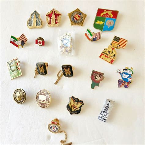 Vintage Lot 19 Lapel Pins Hat Tie Tacks