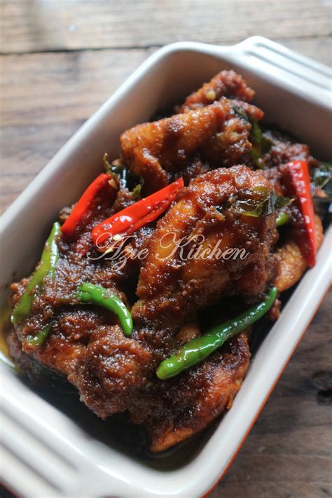 Cantik juga perlu bagi menambah selera. Ayam Masak Kicap Daun Kari - Azie Kitchen