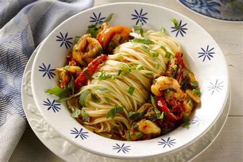 Spaghetti Met Scampi En Rucola Recepten 15gram