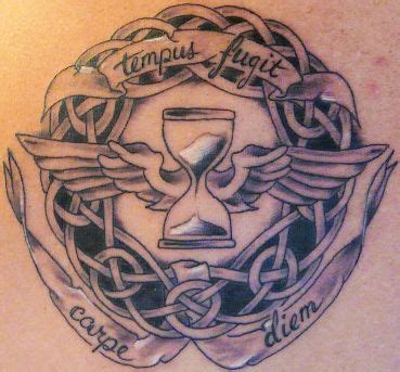 Hourglass can be used for personal and commercial purposes according to the conditions of the purchased. Tempus Fugit Tattoo | My Style | Pinterest | Carpe diem ...
