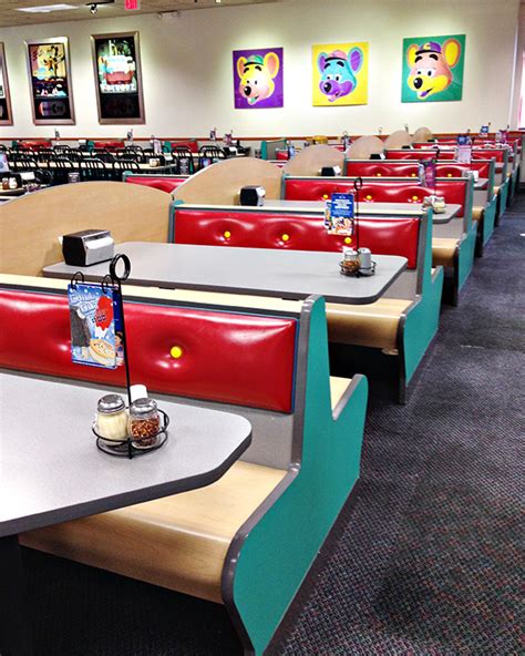 The 10 Best Chuck E Cheese Tips For Families