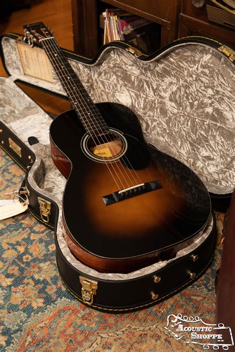 Eastman E10oo Sb Adirondackmahogany Sunburst Acoustic Guitar 1929
