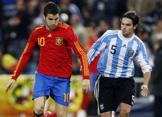 Maybe you would like to learn more about one of these? Argentina-España, el 7-S en el Monumental de River - MARCA.com