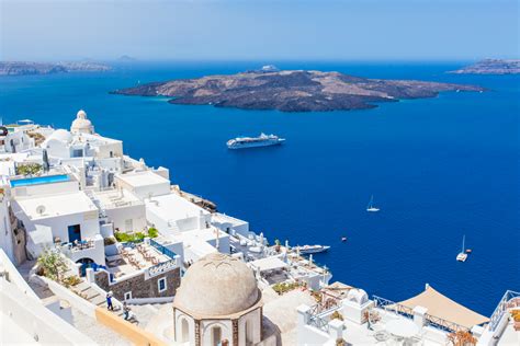 The Hike From Fira To Oia In Santorini — Thomas Chen Photography