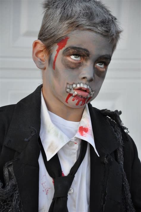 Looking for halloween makeup ideas for your kids this year that are easy to apply and safe to wear? 25 Breathtaking Halloween Makeup Ideas For Kids - The WoW ...