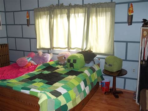 It's so fun to see all the different decorations coming together. minecraft Kids bedroom decorating ideas - Google Search ...