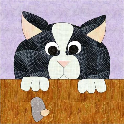 Appliqué quilt patterns are the perfect way for quilters of any level to add a little something extra to their projects. Cat and Mouse Game Applique Quilt Pattern | Flickr - Photo ...