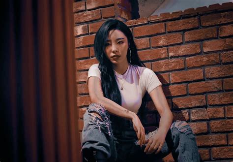 Mamamoo hip japanese ver music video. ; 𝟥 𝟨. 𝟧 #mamamoo #wheein #hip | Kpop, Jung