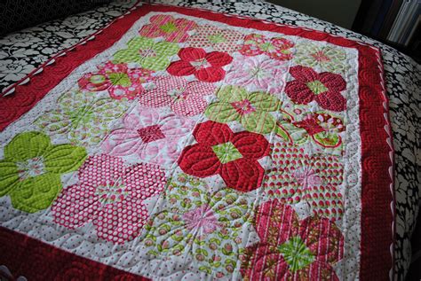 Skip to grandma's flower garden pattern quilt blocks, large & hand stiched the grandmother's garden flowers tutorial presents a method for making flower quilt blocks in which the flowers are sewn by machine rather than paper pieced. {Sisters and Quilters}: Spring Snowballs and Hearts? Yes ...
