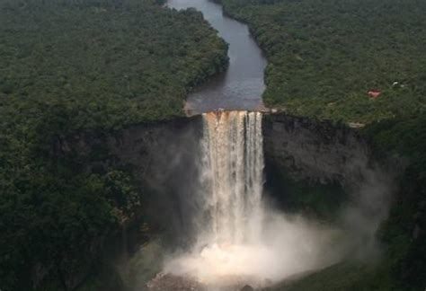 Of The Most Beautiful Waterfalls In The World Pickchur