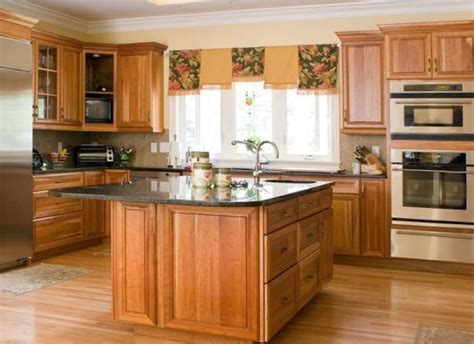 11 Most Fabulous Kitchen Paint Colors With Oak Cabinets Combinations