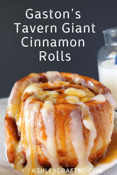 Gastons Taven Cinnamon Rolls Are So Giant You Eat It Like A Cake This