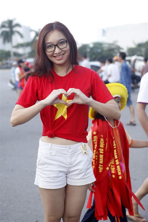 Cung cấp thông tin hoàn toàn miễn phí, không thu bất cứ khoản tiền. Cổ vũ bóng đá Việt Nam và 1001 cách mặc sexy của chị em