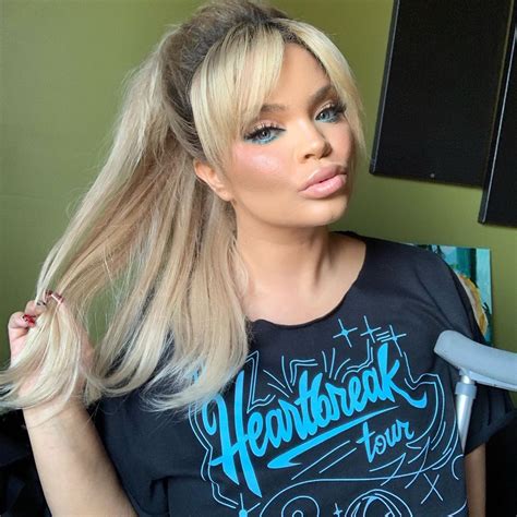 Trisha Paytas On Instagram “pony And A Crutch About To Hit The Stage