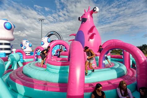 ‘worlds Largest Bounce House Set To Inflate In Boca Raton Beginning
