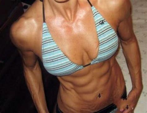 Women With Six Pack Abs 7 Pics