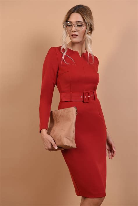 ROCHIE OFFICE CU MANECI MIDI SI CENTURA POEMA