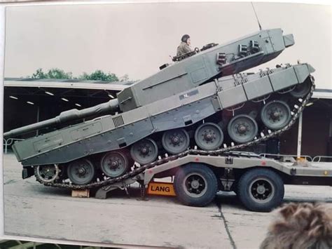 Leopard Tank Army Vehicles Battle Tank Military Equipment Twin