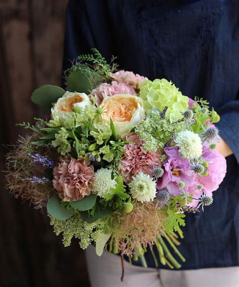 Bouquets Wreaths And Garlands Albatross Exclusive Wedding Brides Wedding Dress Weeding
