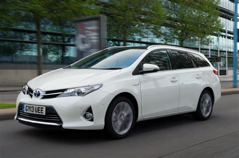 Toyota Auris Touring Sports 18 Hybrid Excel First Drive Review Review