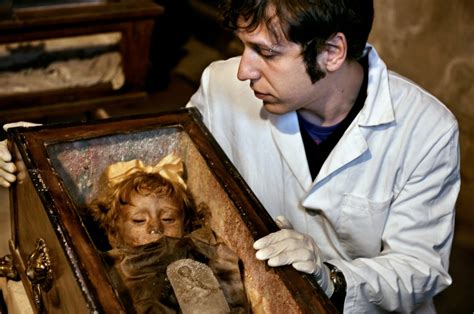 Rosalia Lombardo, die schönste Mumie der Welt - TRAVELBOOK
