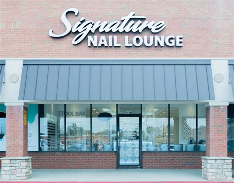 Signature Nail Lounge Creative Nails World