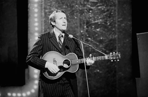 George Hamilton Iv Dead Country Legend Dies From Heart Attack At 77