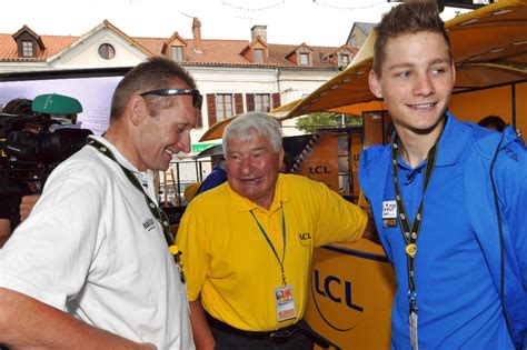 Mathieu van der poel won stage 2 of the tour de france on sunday to claim the overall leader's yellow jersey and strike a blow for his famous cycling family. Raymond Poulidor, grand père de Mathieu Van der Poel ...