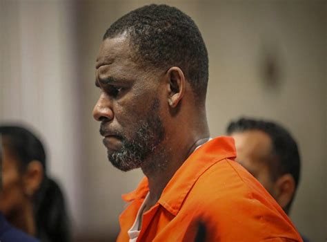 R Kelly Nears Ok For New Legal Team For Upcoming Trial