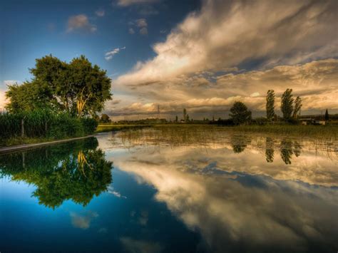 Background Lake Sky Reflecting Hd Wallpaper 15903 : Wallpapers13.com