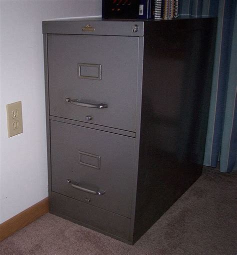Jan 06, 2021 · organizing a filing cabinet can be tough, whether it's a home cabinet filled with paid bills and tax information or a work cabinet filled with completed projects and invoices. File Cabinet Lock Repair | File Cabinet Lockout ...