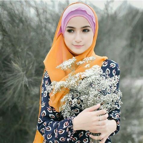 Most Beautiful Girl In Hijab