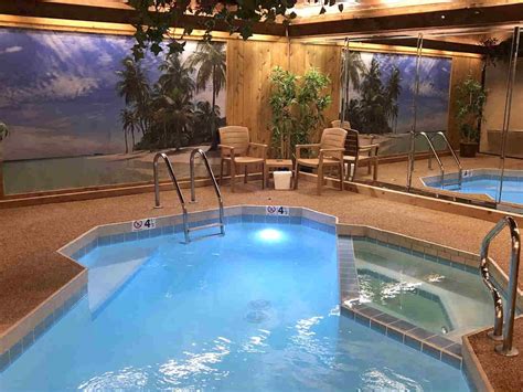 chicago private pool suites hotel rooms and vacation rentals w pools