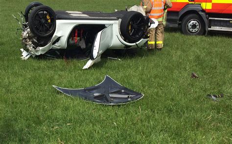 Mcguinness tt john race isle crash senior road wrist legends accident leap ago scaphoid mcn breaks injury victory possible rule. Porsche 911 GT3 RS destroyed in massive crash on Isle of Man