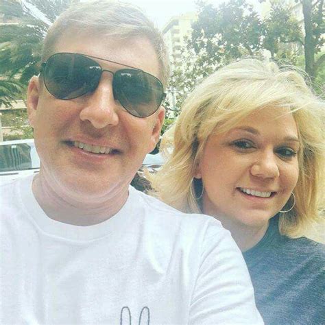Todd Chrisley With His Beloved Wife Julie Chrisley Hair Styles 2017