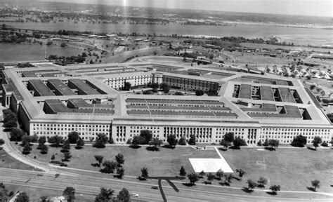 The House History Man The Pentagon And Washington Dc Pics From Wwii