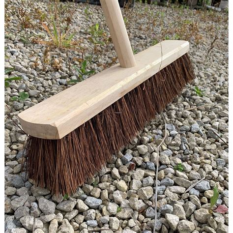 18 Stiff Natural Bassine Broom Head With Strong Wooden Brush Handle
