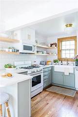 Before you start ripping out cabinetry, refinishing hardwood floors and picking new tile, use our kitchen planning guide to help you decide on a design aesthetic. 90 Inspirations for Small Kitchen Remodel Ideas on A ...
