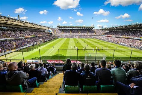 The match is a part of the pro league, championship round. Nu al paniek over nieuw Club Brugge-stadion | De Morgen