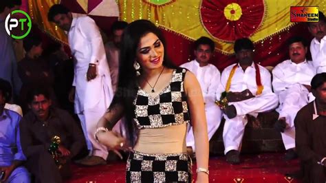 Mehak Malik Dance On Kameez Teri Kali New 2018 Video Youtube