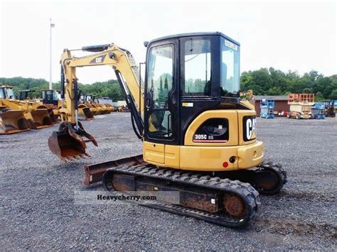 The description and property data below may've been provided by a third party, the homeowner or public records. CAT 305C CR 2007 Mini/Kompact-digger Construction ...
