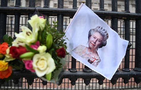 Królowa Elżbieta Ii Kończy Dzisiaj 95 Lat To Pierwsze Samotne Urodziny Po śmierci Męża