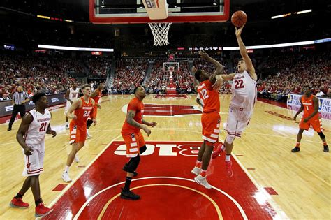 Rt if you see your favorite player!pic.twitter.com/tdvkjetn. How Two Wisconsin Basketball Players Decided To Take On ...